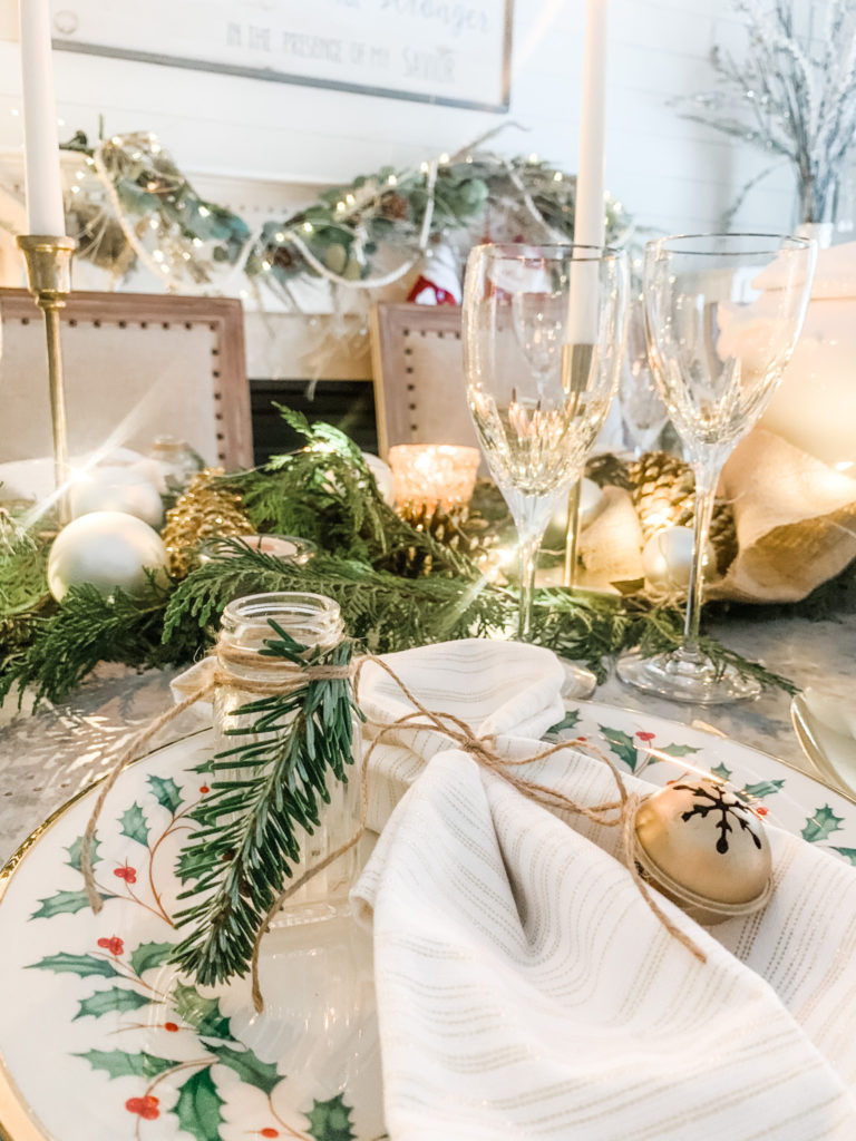 A Breath of Hope, A Christmas Table Setting and One Last Minute Hot Gift Idea