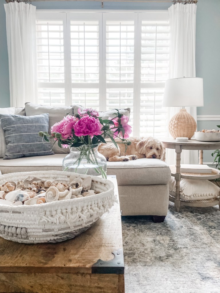 5 Ways To Create a Calming and Beautiful Home Atmosphere You Want To Come Home To 