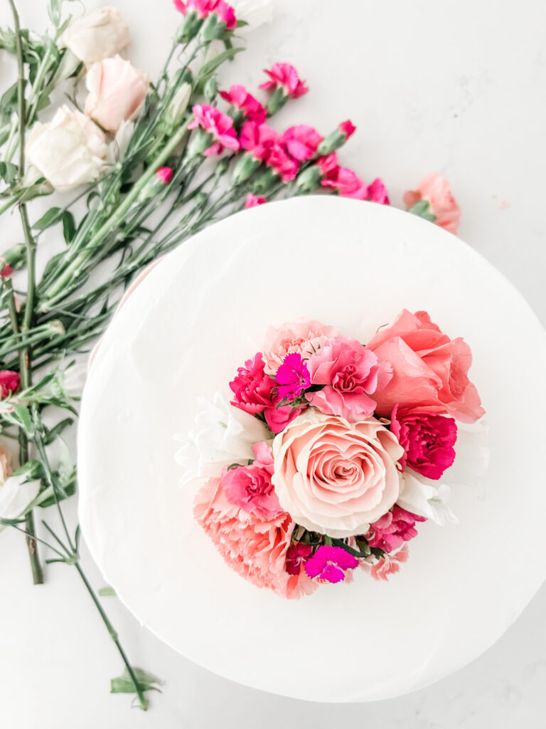 DIY Cake Decorating with flowers